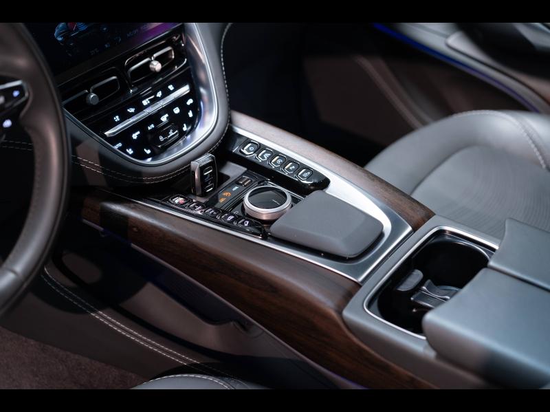 Image ASTON MARTIN DBX 4.0 V8 biturbo 550ch BVA9