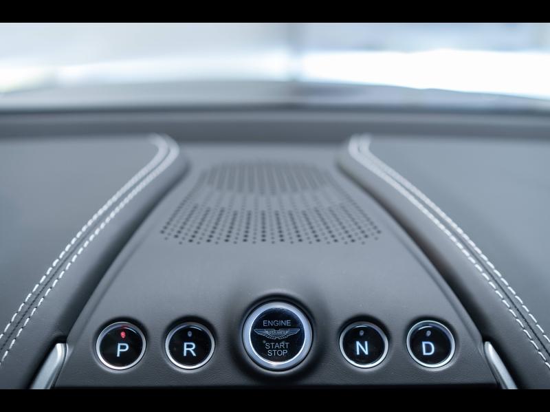 Image ASTON MARTIN DBX 4.0 V8 biturbo 550ch BVA9