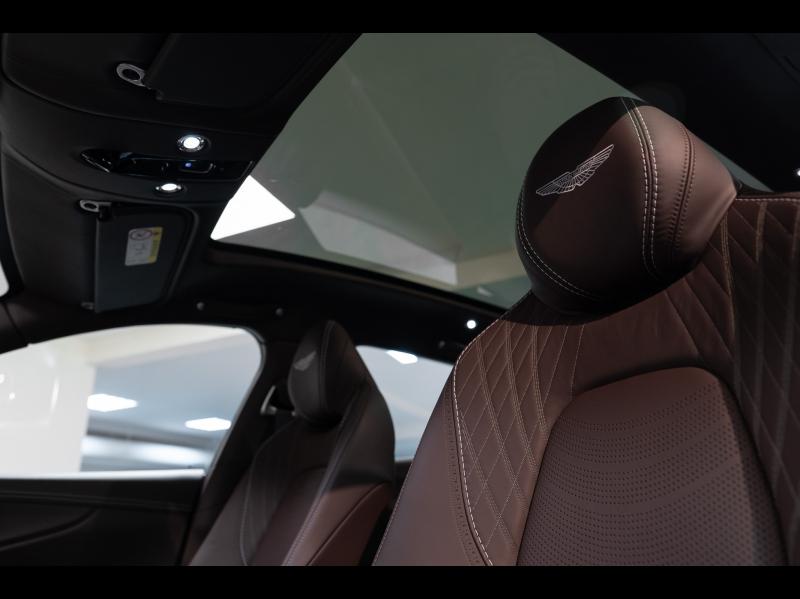 Image ASTON MARTIN DBX 4.0 V8 biturbo 550ch BVA9