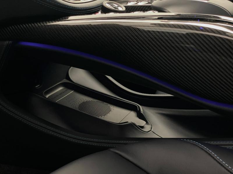 Image ASTON MARTIN DBX 4.0 V8 biturbo 707ch BVA9