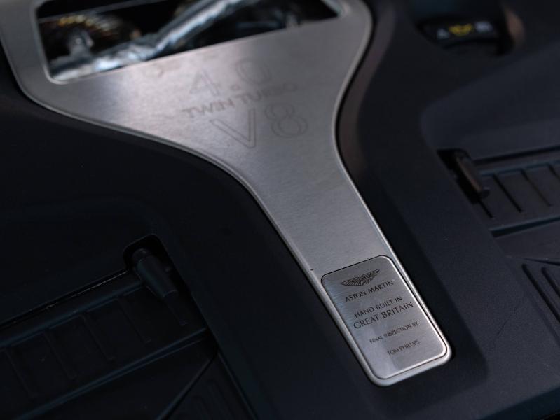 Image ASTON MARTIN DBX 4.0 V8 biturbo 707ch BVA9