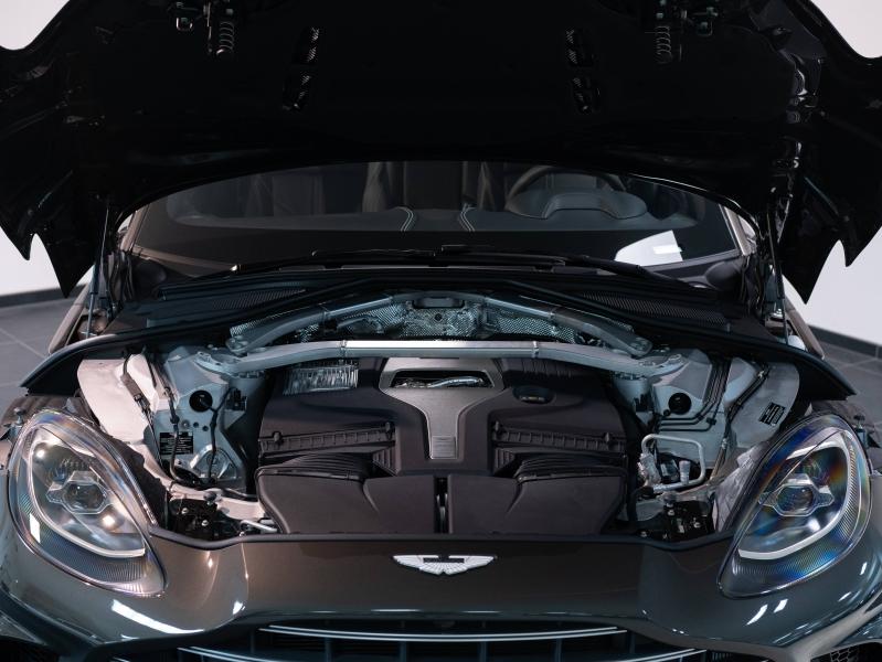 Image ASTON MARTIN DBX 4.0 V8 biturbo 707ch BVA9