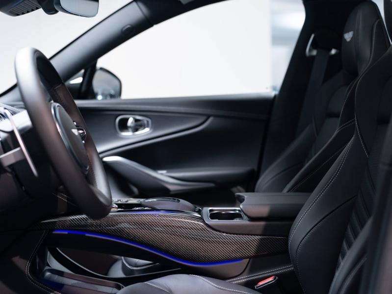 Image ASTON MARTIN DBX 4.0 V8 biturbo 707ch BVA9