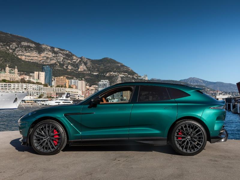 Image ASTON MARTIN DBX 4.0 V8 biturbo 707ch BVA9