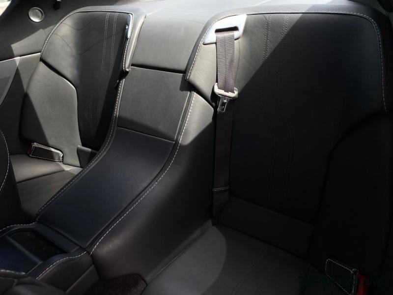 Image ASTON MARTIN DBS Coupé V12 5.9 Touchtronic2