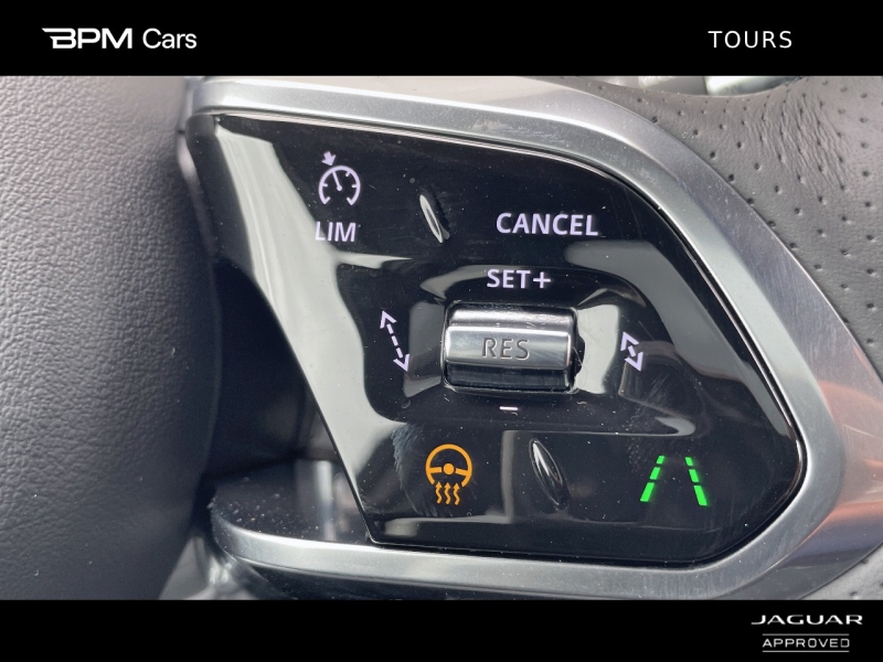 Image JAGUAR E-Pace P300e PHEV 309ch R-Dynamic HSE