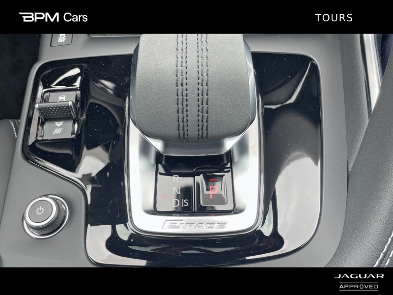 Image JAGUAR E-Pace P300e PHEV 309ch R-Dynamic HSE