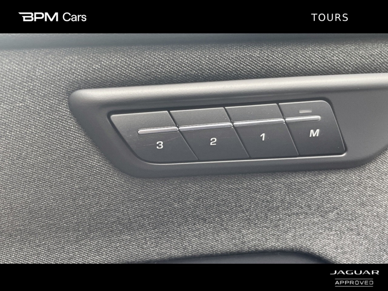 Image JAGUAR E-Pace P300e PHEV 309ch R-Dynamic HSE