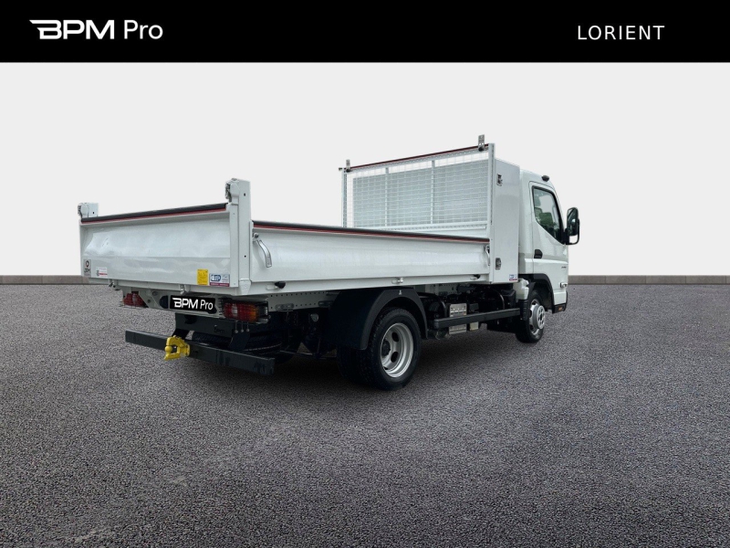 Image FUSO Canter Benne 3C15 Empattement 28 Coffre