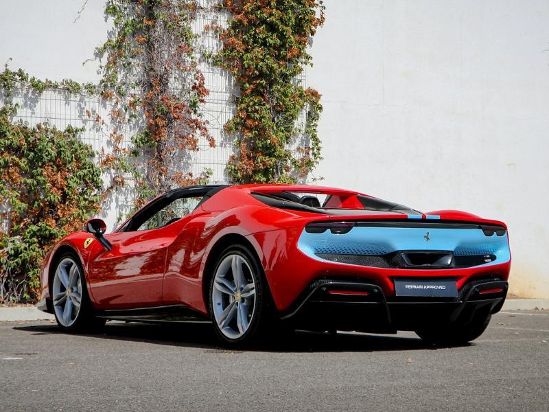 Image FERRARI 296 GTS