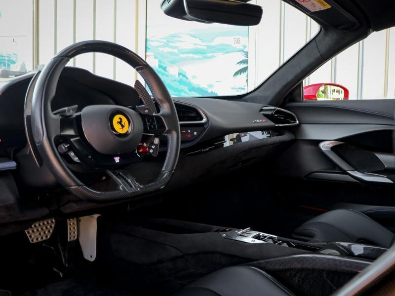 Image FERRARI 296 GTS