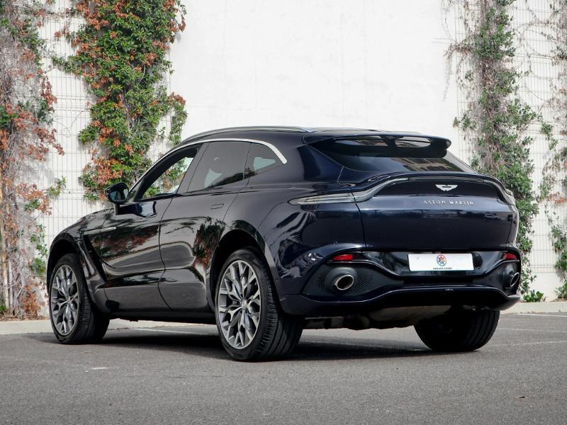 Image ASTON MARTIN DBX 4.0 V8 biturbo 550ch BVA9
