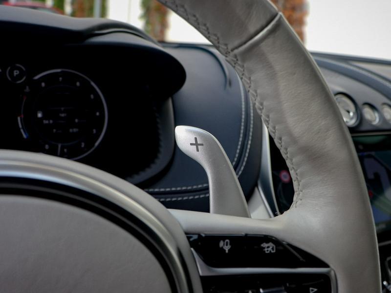 Image ASTON MARTIN DBX 4.0 V8 biturbo 550ch BVA9