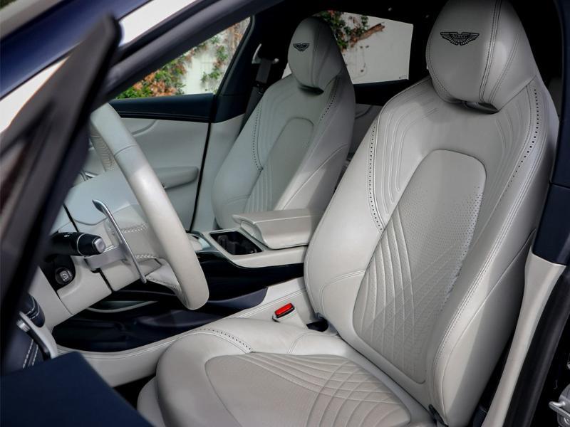 Image ASTON MARTIN DBX 4.0 V8 biturbo 550ch BVA9