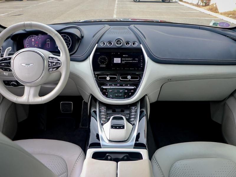 Image ASTON MARTIN DBX 4.0 V8 biturbo 550ch BVA9