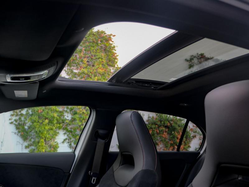 Image MERCEDES-BENZ Classe A 250 e Hybrid EQ 163+109ch AMG Line 8G-DCT