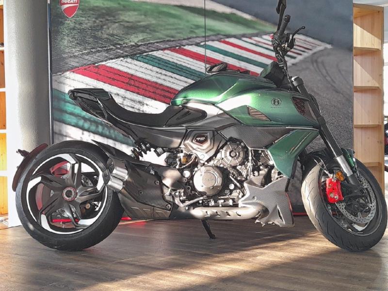 Photo DUCATI Diavel DIAVEL V4 BENTLEY LIMITED EDITION