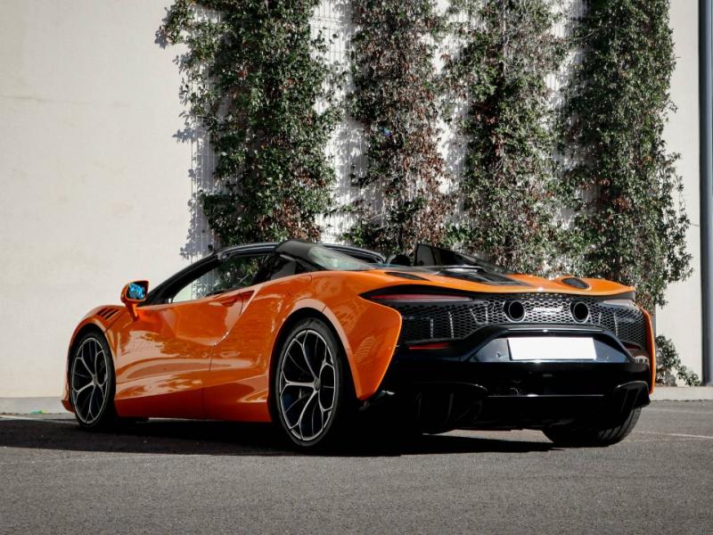 Image MCLAREN ARTURA SPIDER 