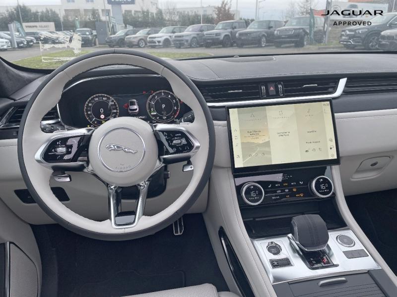 Image JAGUAR F-Pace P400e Plug-in-Hybrid R-Dynamic HSE BVA8 AWD
