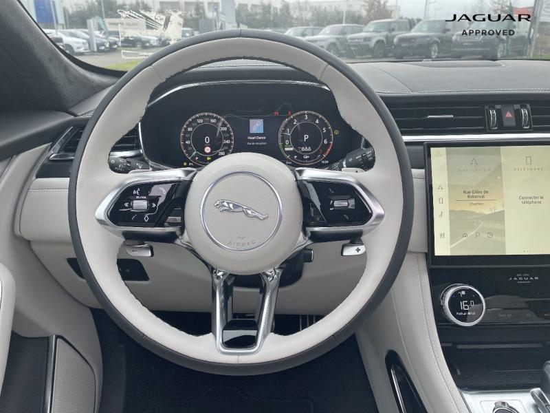 Image JAGUAR F-Pace P400e Plug-in-Hybrid R-Dynamic HSE BVA8 AWD