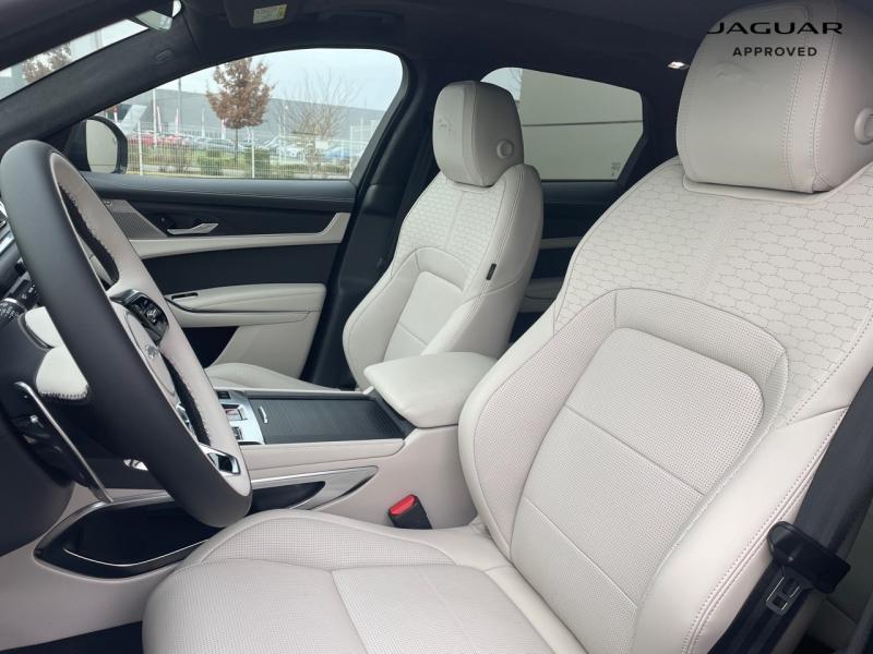 Image JAGUAR F-Pace P400e Plug-in-Hybrid R-Dynamic HSE BVA8 AWD
