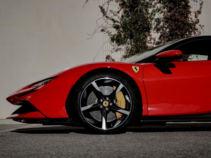 Image FERRARI SF90 STRADALE