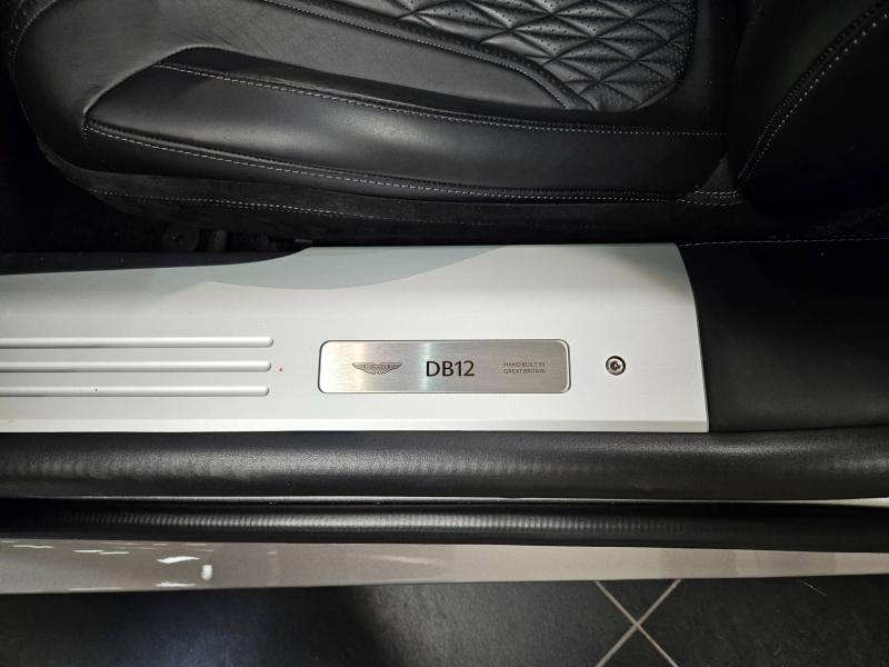 Image ASTON MARTIN DB12 Volante V8 4.0 680ch BVA8