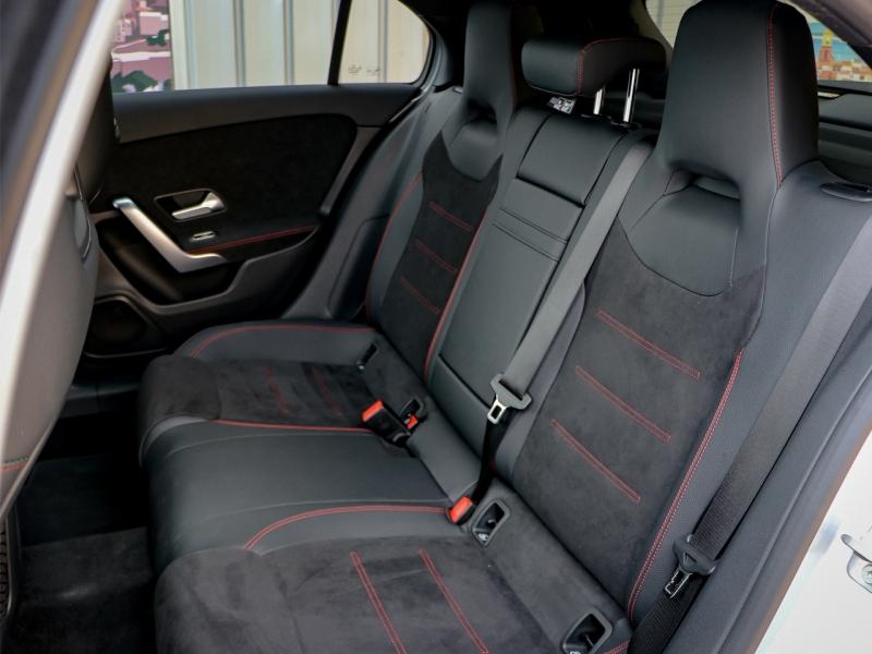 Image MERCEDES-BENZ Classe A 250 e Hybrid EQ 163+109ch AMG Line 8G-DCT