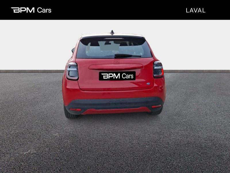 Image FIAT 600 e 156ch 54kWh Red