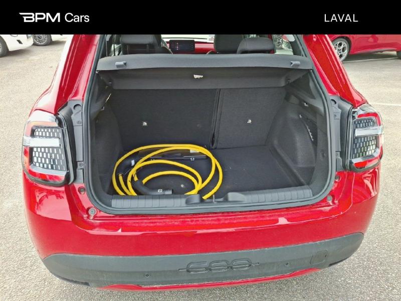 Image FIAT 600 e 156ch 54kWh Red