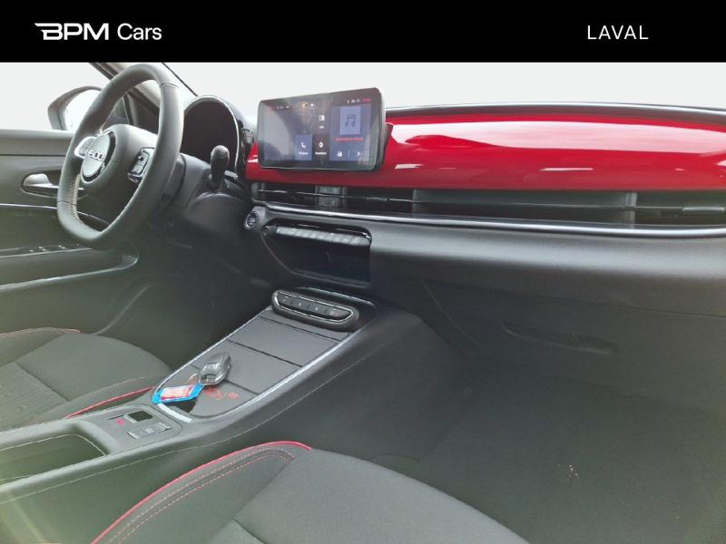 Image FIAT 600 e 156ch 54kWh Red