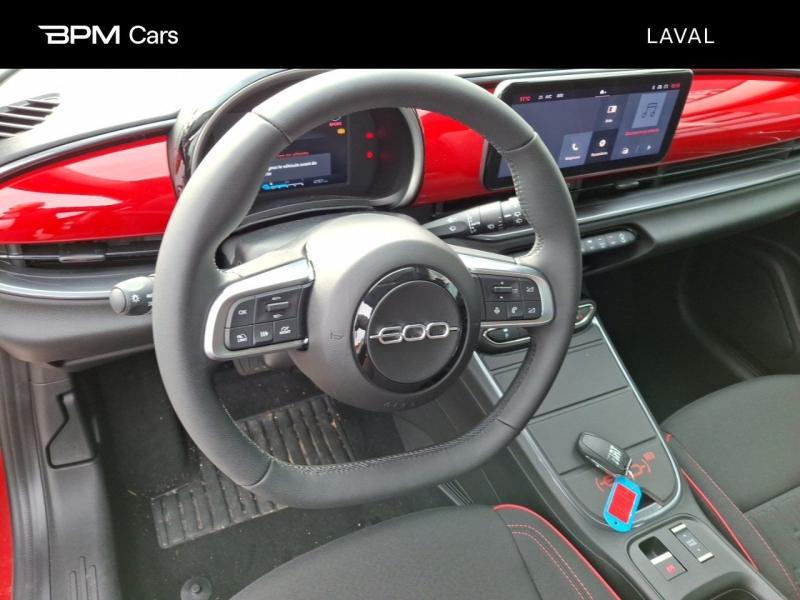 Image FIAT 600 e 156ch 54kWh Red