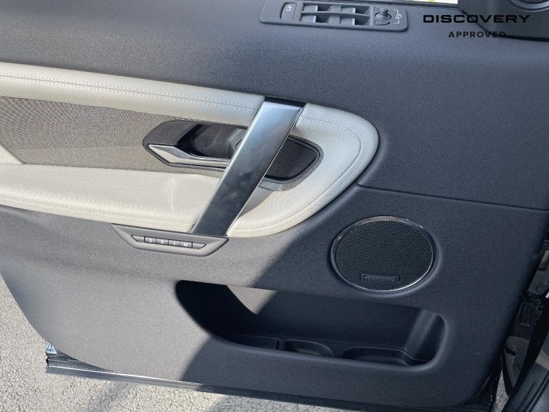 Image LAND-ROVER Discovery Sport 1.5 P300e 309ch Dynamic SE