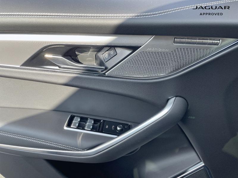 Image JAGUAR F-Pace P400e Plug-in-Hybrid R-Dynamic HSE BVA8 AWD