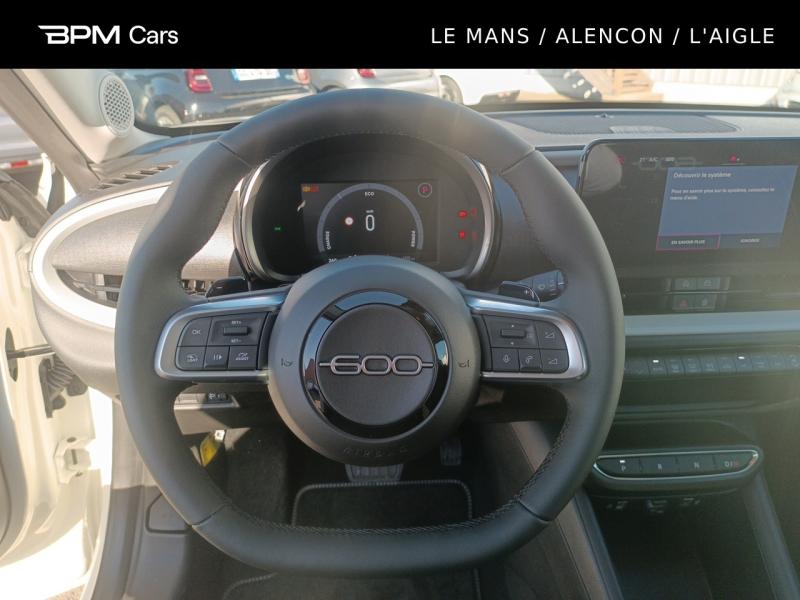 Image FIAT 600 1.2 Hybrid 100ch Pack Confort DCT6