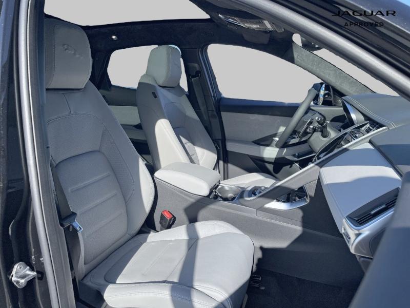 Image JAGUAR E-Pace P270e PHEV 269ch R-Dynamic HSE