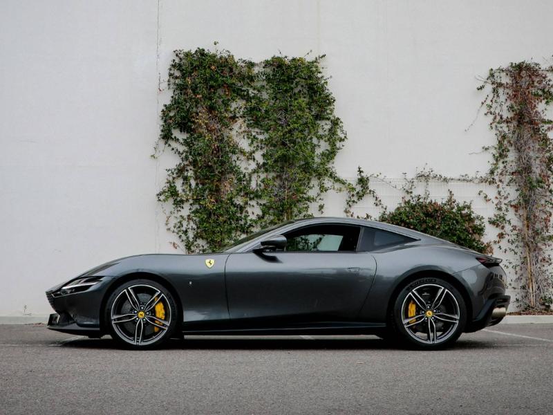 Image FERRARI ROMA ROMA