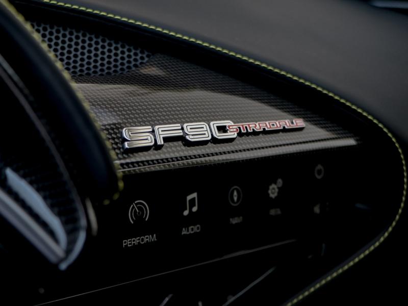 Image FERRARI SF 90 STRADALE STRADALE