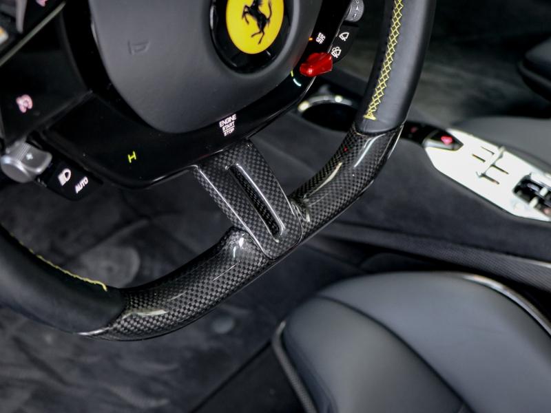 Image FERRARI SF 90 STRADALE STRADALE