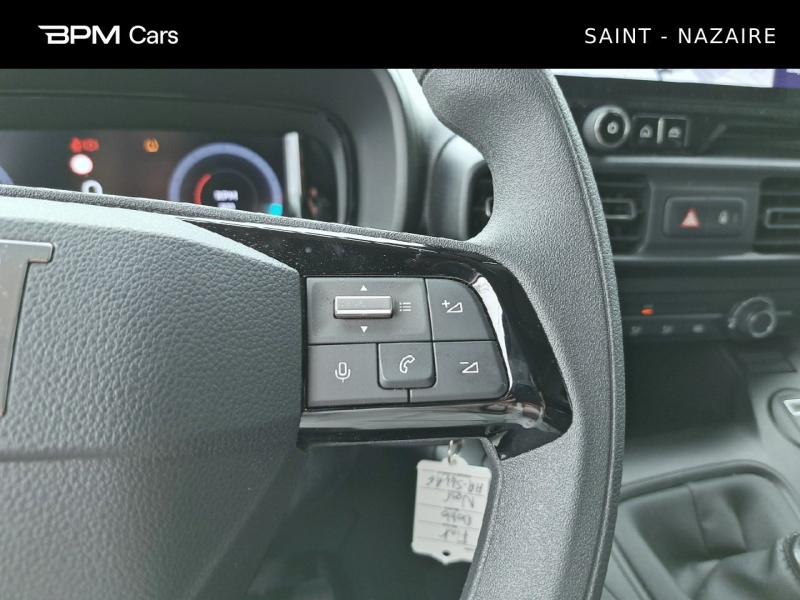 Image FIAT Doblo Fg M 650kg BlueHDi 100ch S&S Cabine Moduwork 3 places Pro Lounge Connect