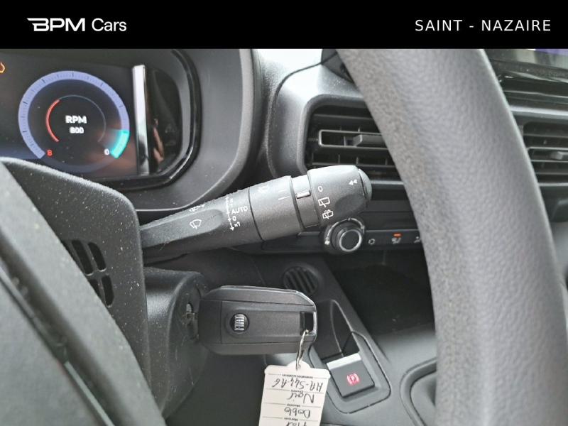 Image FIAT Doblo Fg M 650kg BlueHDi 100ch S&S Cabine Moduwork 3 places Pro Lounge Connect