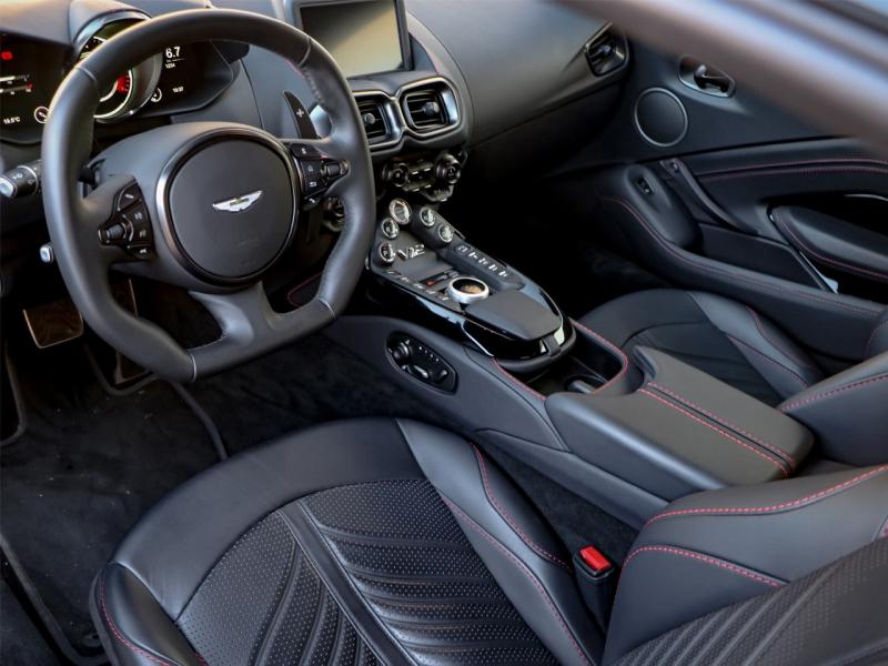 Image ASTON MARTIN V12 Vantage bi-turbo 5.2 700ch