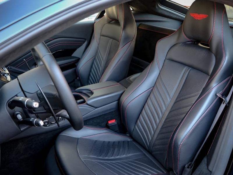 Image ASTON MARTIN V12 Vantage bi-turbo 5.2 700ch