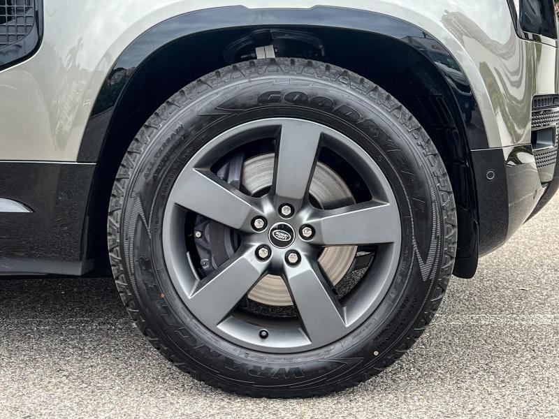 Image LAND-ROVER Defender 130 5.0 P425 X-Dynamic SE