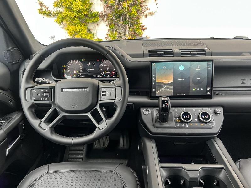 Image LAND-ROVER Defender 130 5.0 P425 X-Dynamic SE