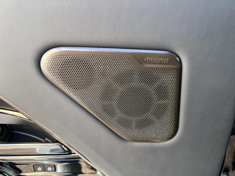 Image LAND-ROVER Range Rover 4.4 P615 615ch SV Suite LWB