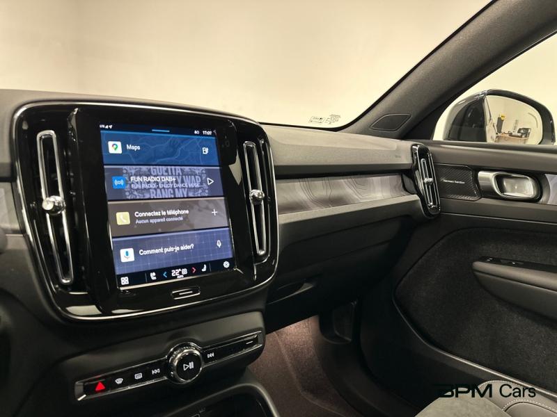 Image VOLVO EC40 Single Extended Range 252ch Black Edition