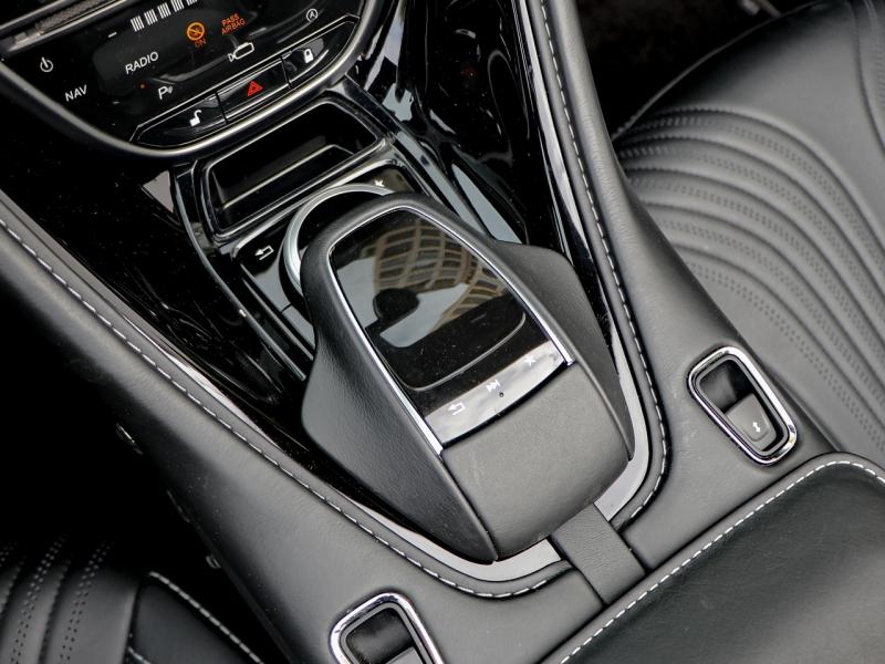 Image ASTON MARTIN DB11 VOLANTE