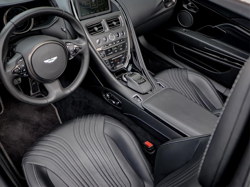 Image ASTON MARTIN DB11 VOLANTE