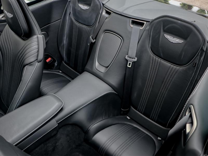 Image ASTON MARTIN DB11 VOLANTE